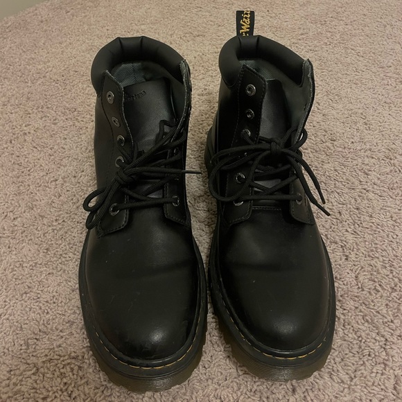 Doc Martens Men’s Smooth Leather Lace Up Boot- Gently Used- Size 13 - Picture 3 of 4